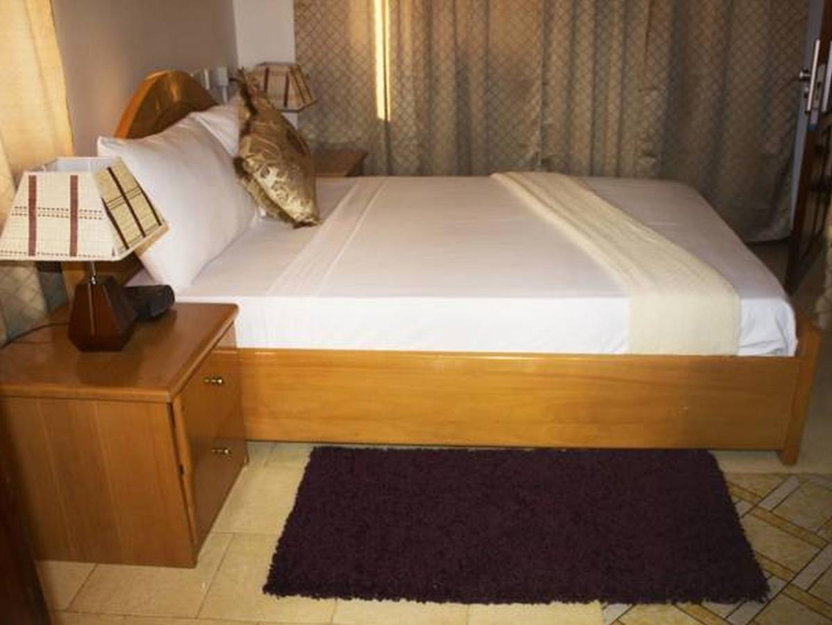 Allseasons Hotel Pantang Buitenkant foto