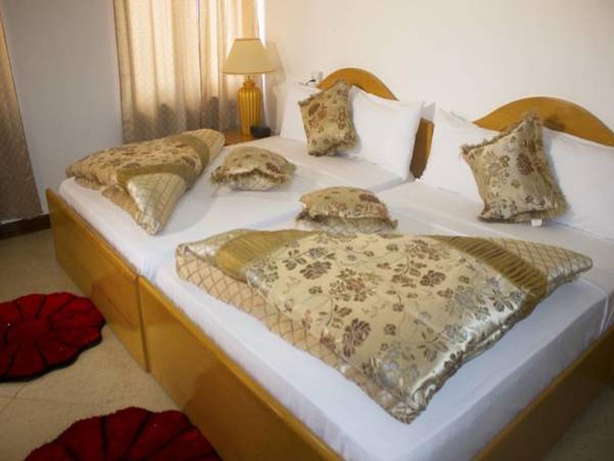 Allseasons Hotel Pantang Buitenkant foto